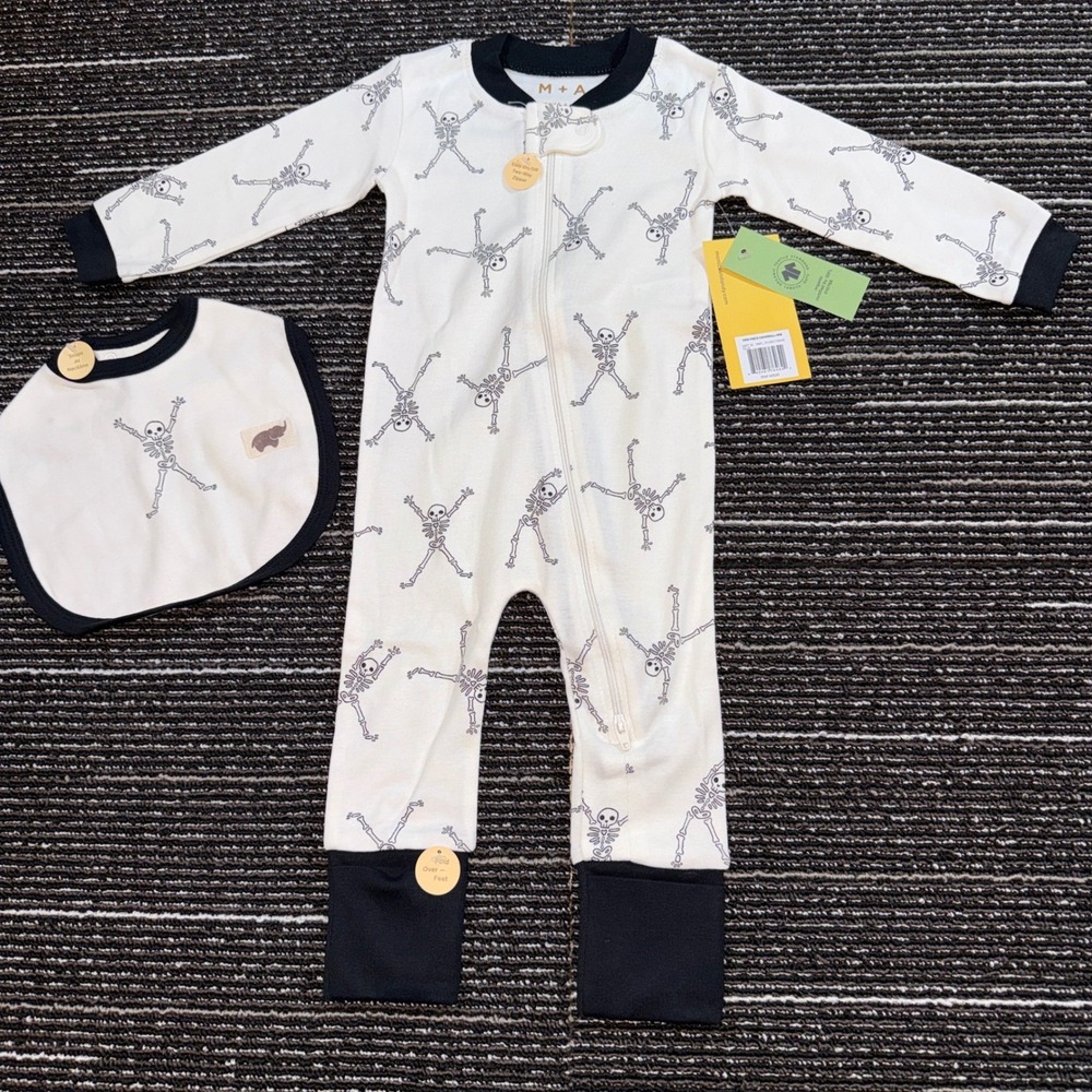 Monica+Andy Coverall Bib Set Kids 9-12M New Skeleton Organic Cotton White Black